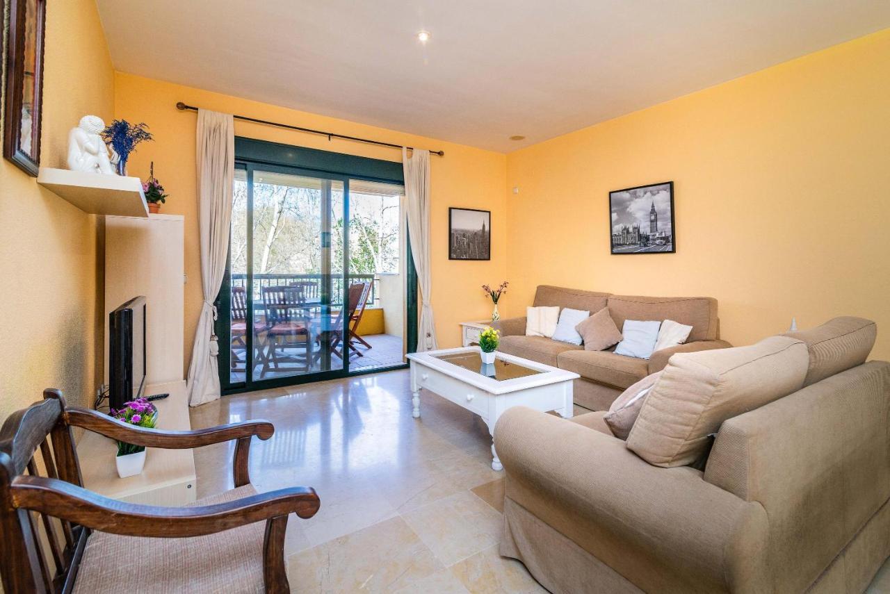 Spacious Apartment In Μαρμπέλλα Εξωτερικό φωτογραφία